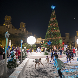 Experience The Festive Vibes In The Snowy Souk Madinat Jumeirah